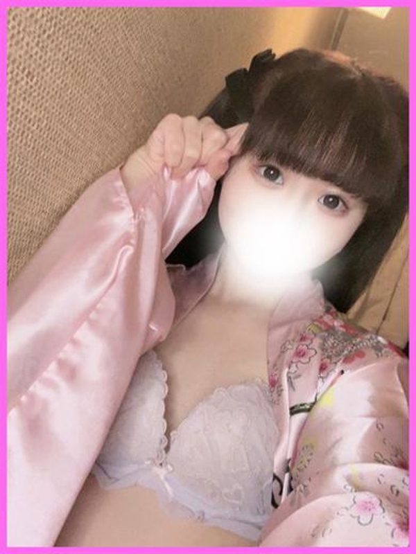 萌歌(もか)さん(21)